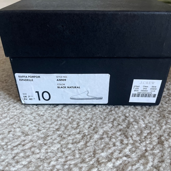 Raffia pompom Sandals - Picture 2 of 2